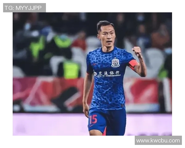 吴曦助力上海申花横传助攻展现团队精神与个人能力的完美结合