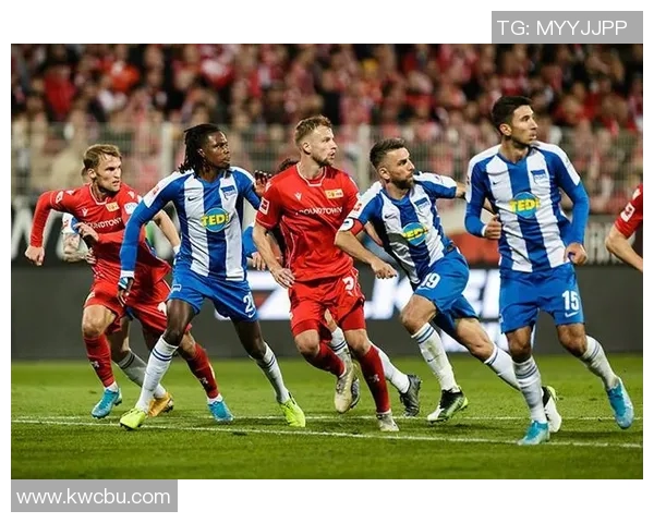 汉堡队力克柏林赫塔，取得关键胜利