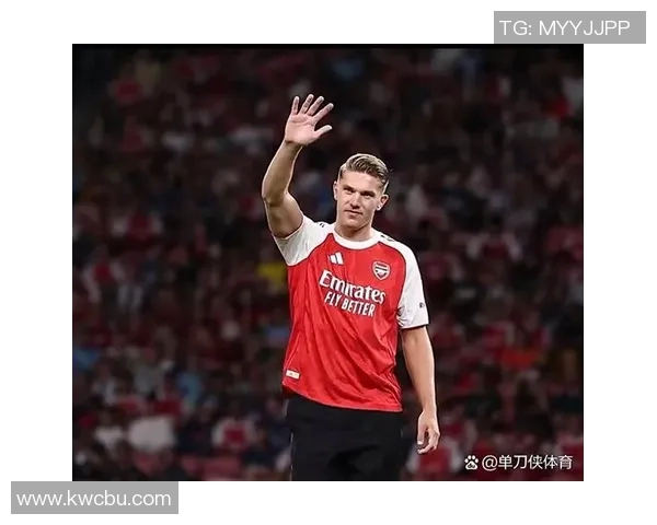 状元郎拉莫选秀后首秀砍18+14,被誉为未来状元的超级新星展现惊人天赋 状元郎拉莫选秀后首秀砍18+14,被誉为未来状元的超级新星展现惊人天赋